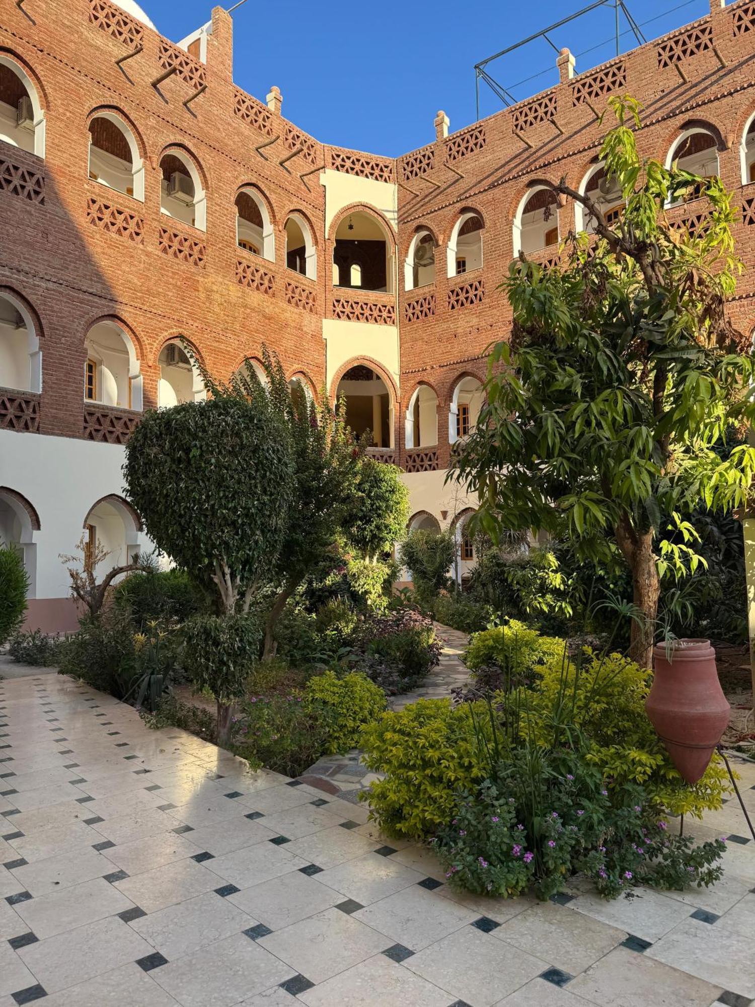 Hotel Sheherazade Luxor Exterior photo